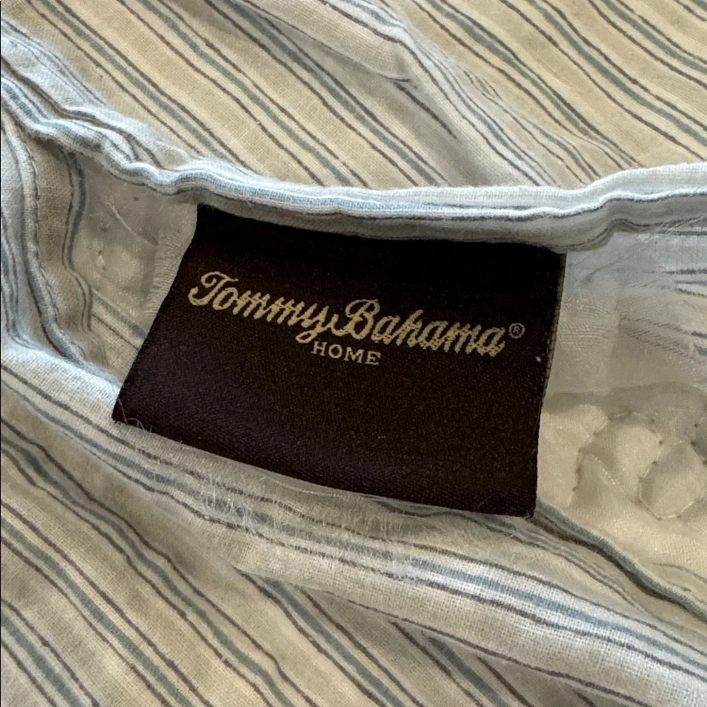 2 Tommy Bahama King pillow shams 33’X19’ Nautical Coral shells Beach Coastal